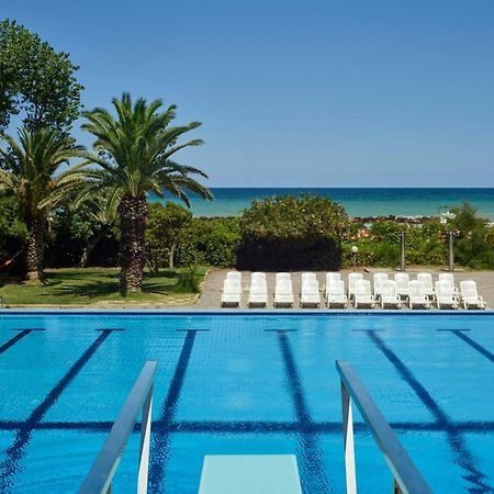 Serena Majestic Residence Montesilvano Exterior photo